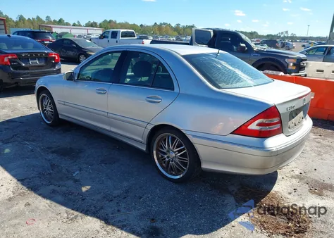 2006 Mercedes-Benz C 350 Luxury/Sport из США, поврежденный, VIN WDBRF56HX6F728171